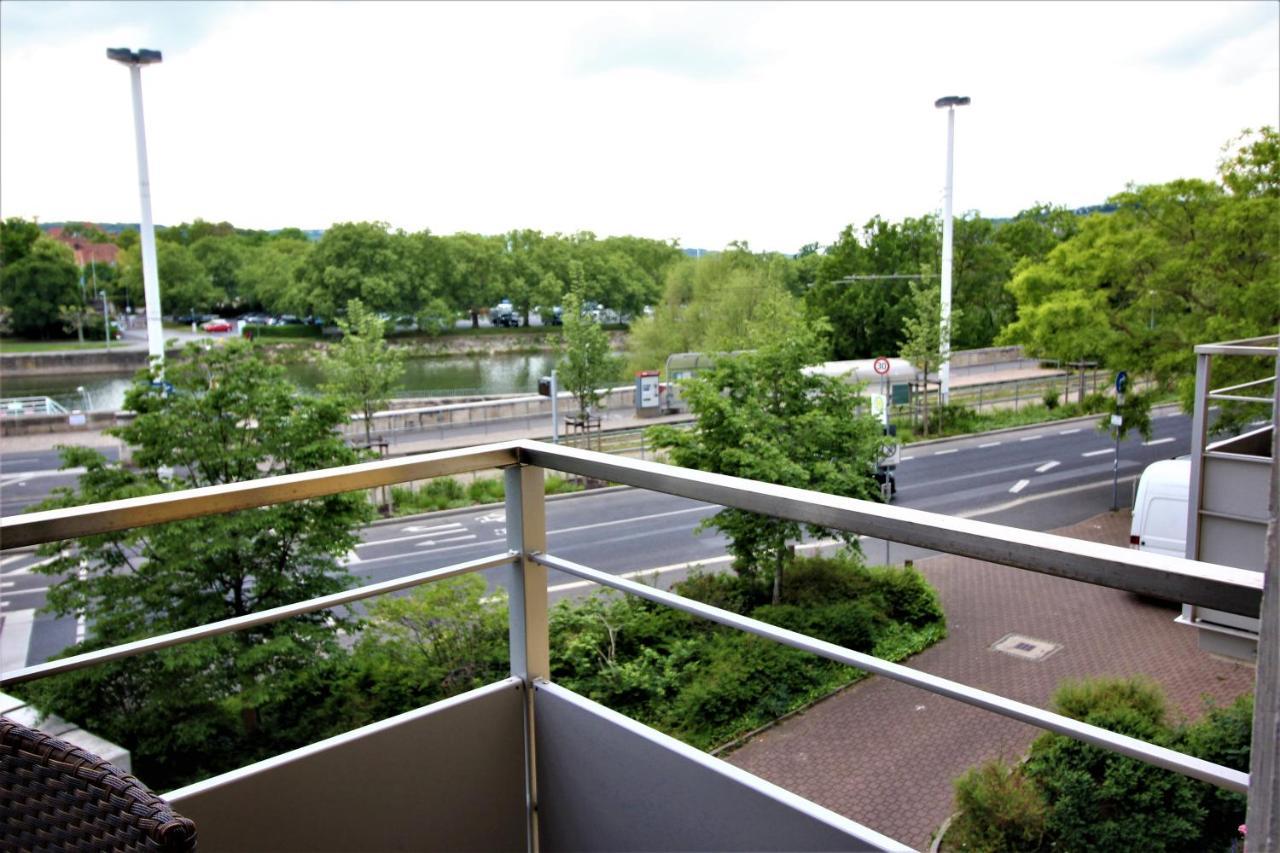 Luxury City Apartment - View Of River And Castle Wurtzburgo Exterior foto