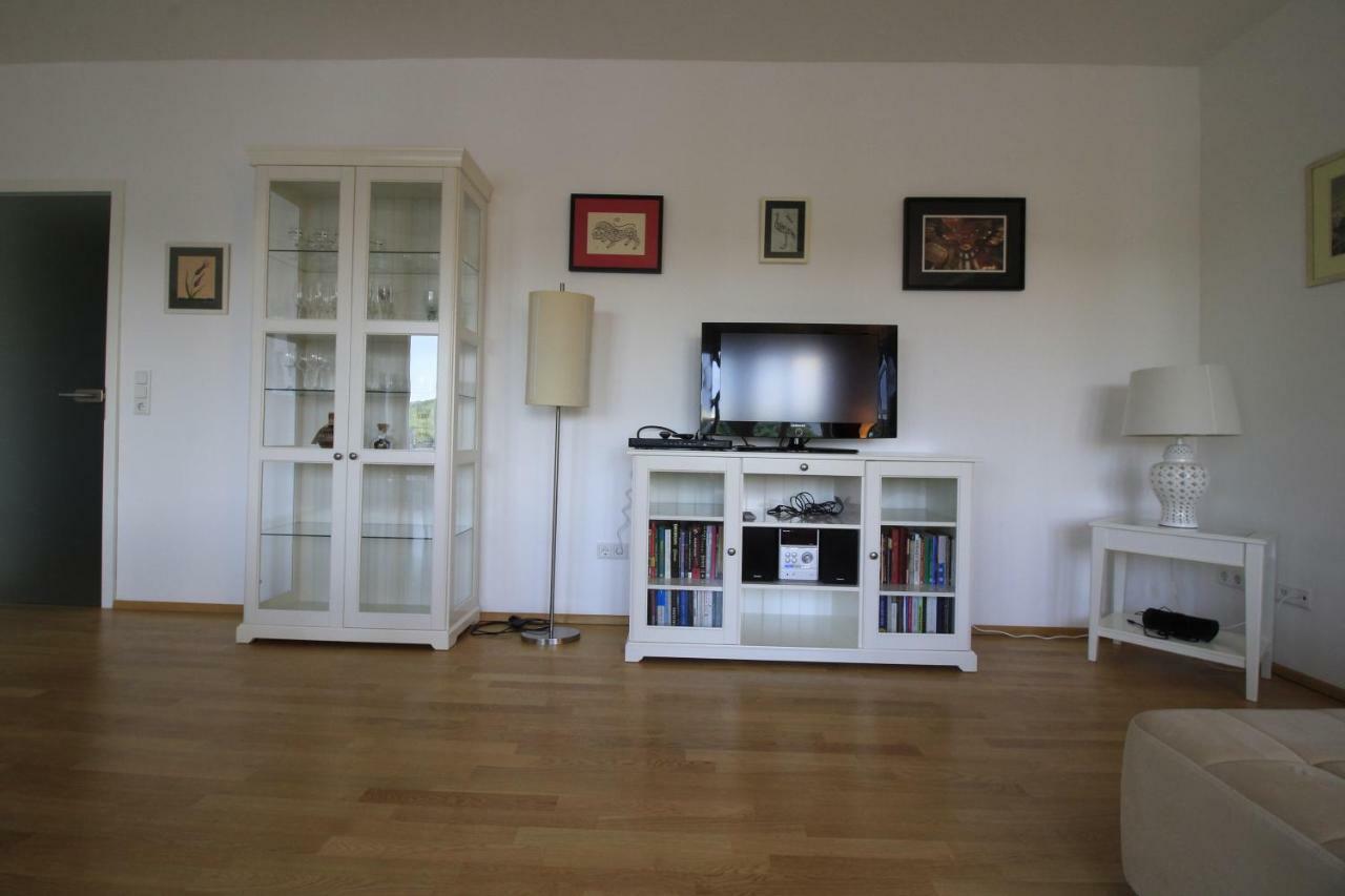 Luxury City Apartment - View Of River And Castle Wurtzburgo Exterior foto
